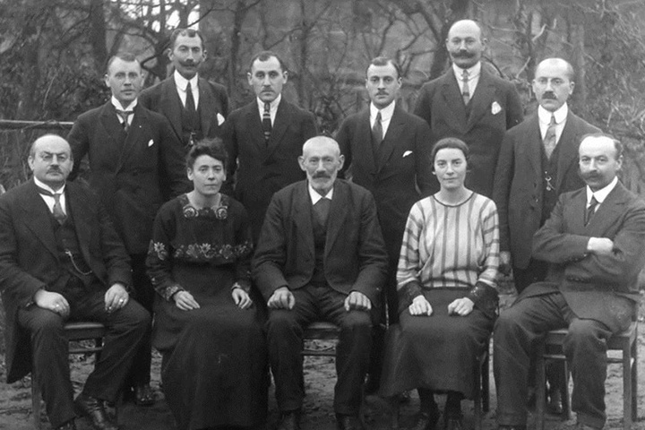 black and white photo of Amanda Rothschild's grandfather and family